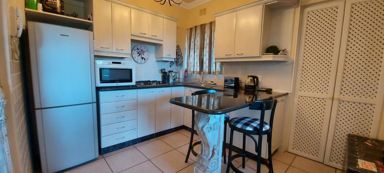 Roosboom Guest Apartments Сомерсет-Вест Екстер'єр фото