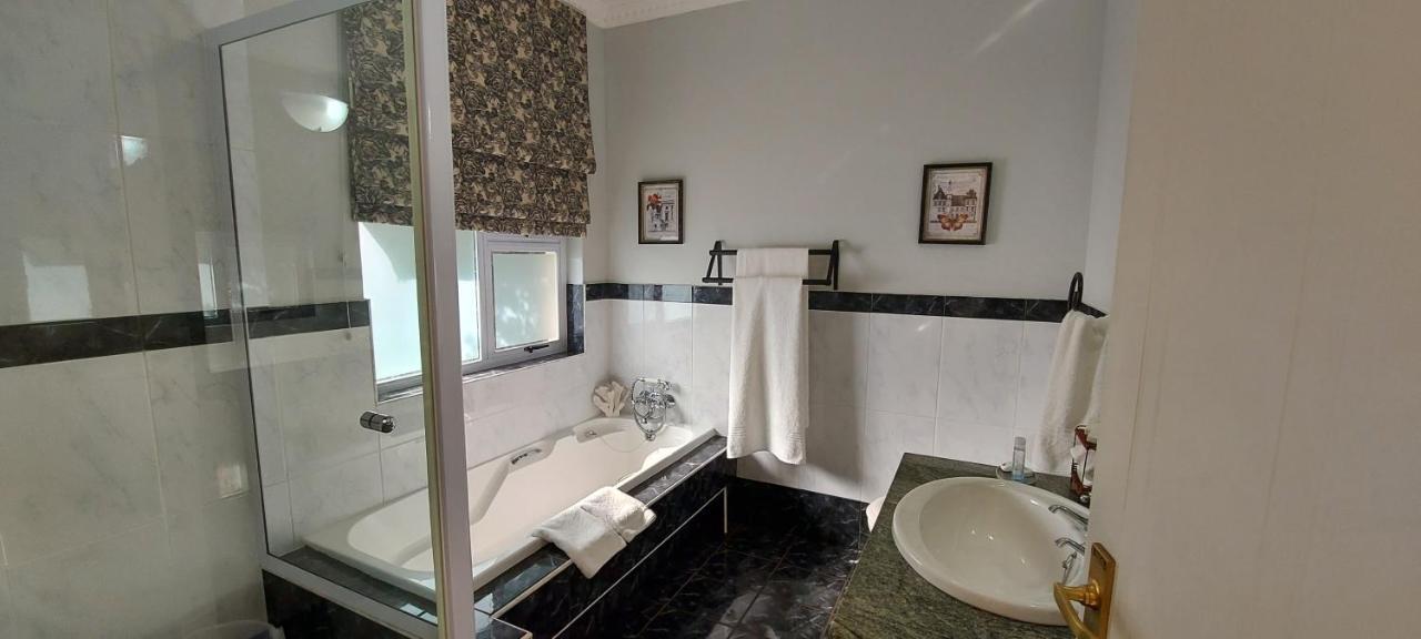Roosboom Guest Apartments Сомерсет-Вест Екстер'єр фото